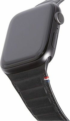 Decoded Traction Leather Apple Watch 49 / 46 / 45 / 44&nbsp; mm bandje zwart