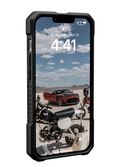 UAG Monarch Pro MagSafe iPhone 14 Plus hoesje zwart 