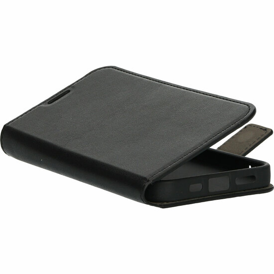 Mobiparts Classic Wallet iPhone 13 Pro hoesje Zwart