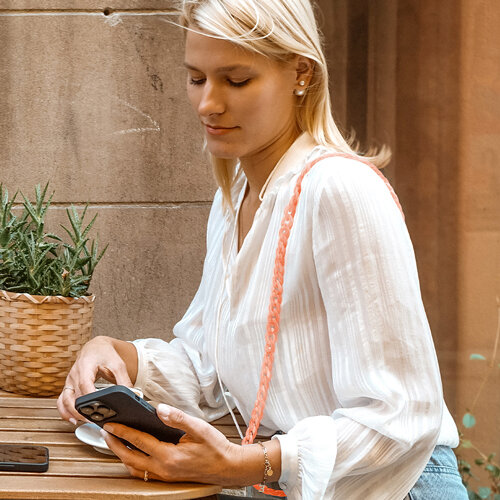 Zanae Harmony telefoon draagkoord ketting coral 