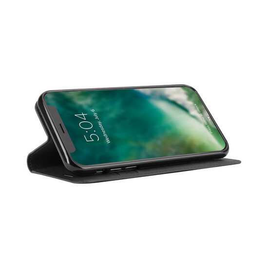 Xqisit Viskan Wallet iPhone XS Max hoesje Zwart