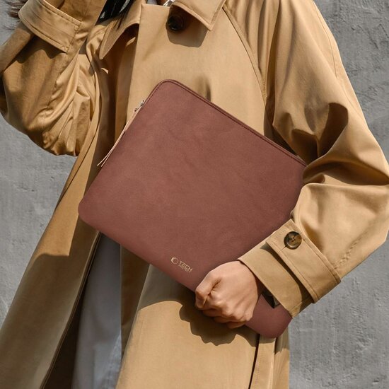 TechProtection Fleece MacBook 13 / 14 inch sleeve bruin