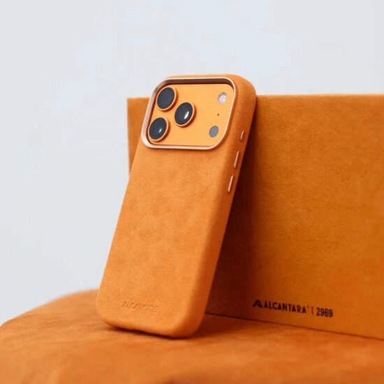 Alcanside Alcantara iPhone 17 Pro Max hoesje oranje