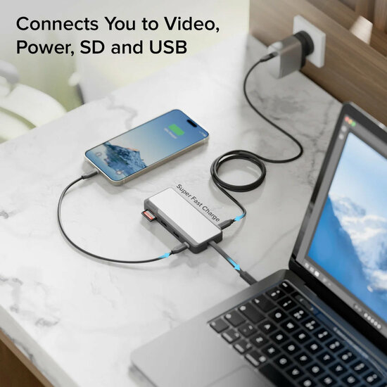 Alogic Fusion Pro Tour USB-C 8-in-1 compact dock