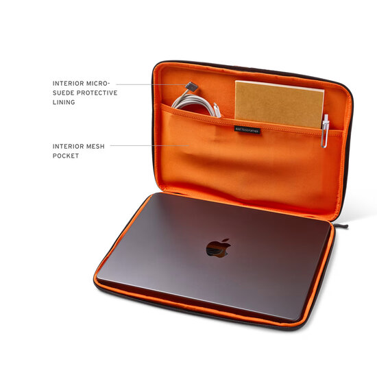 UAG Civilian MacBook 15 / 16 inch&nbsp;sleeve zwart