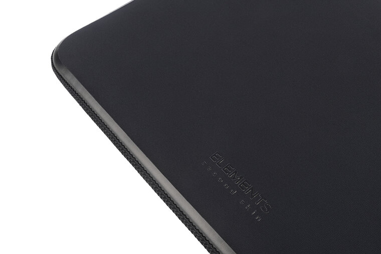 Tucano Elements MacBook Air 15 inch sleeve zwart