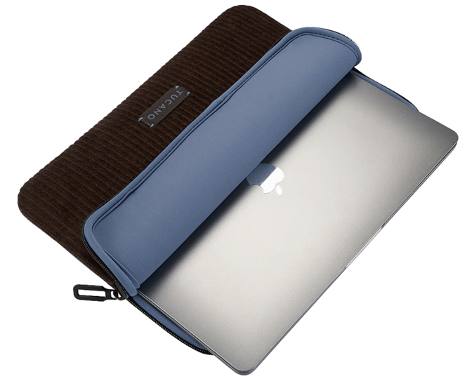 Tucano Velluto MacBook 13 inch sleeve bruin
