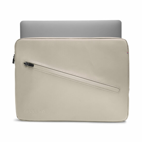 Decoded Frame Nylon MacBook 15 / 16 inch sleeve clay