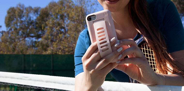 Grip2U Boost iPhone SE 2022 / 2020 / 8&nbsp;hoesje Doorzichtig