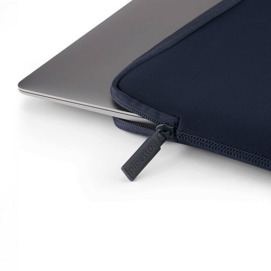 Pipetto Classic MacBook Neo 13 inch sleeve blauw