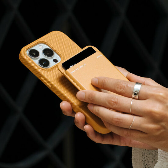 Native Union (Re)Classic MagSafe card wallet hoesje kraft