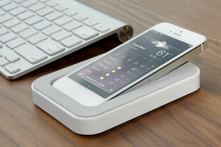 Bluelounge Saidoka Lightning Dock Wei&szlig;