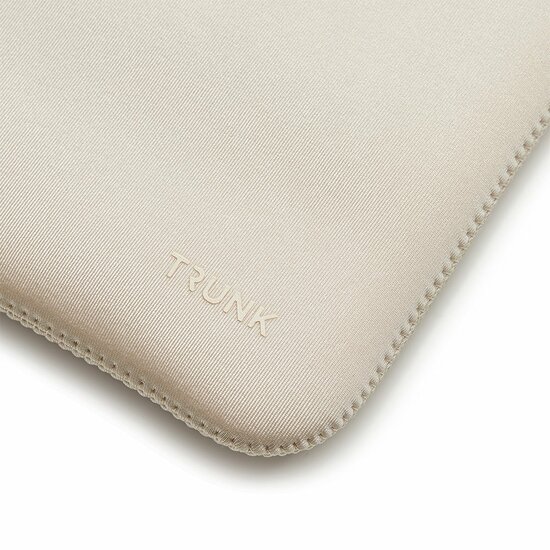 TRUNK Neoprene MacBook 13 inch sleeve beige