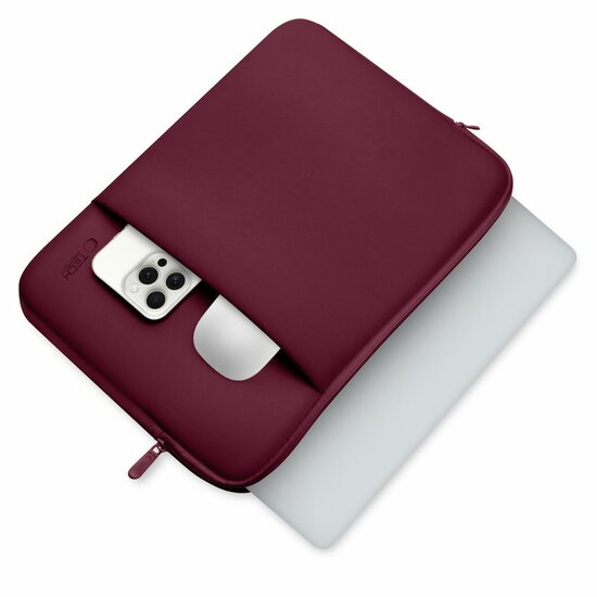 TechProtection Neoprene&nbsp;MacBook 13 inch sleeve mulberry