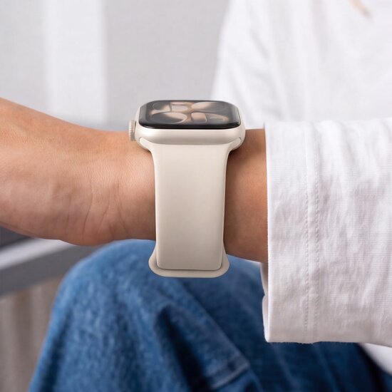 TechProtection Silicone Apple Watch 42 / 41 / 40 mm bandje starlight