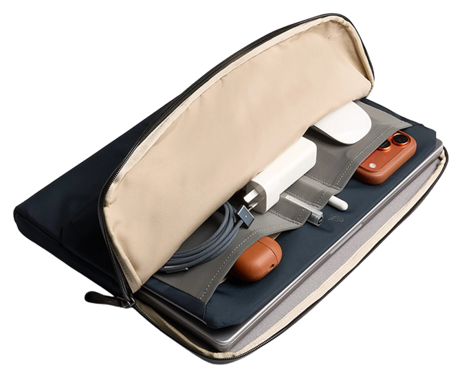 Bellroy Laptop Caddy MacBook 13 / 14 inch sleeve nightsky