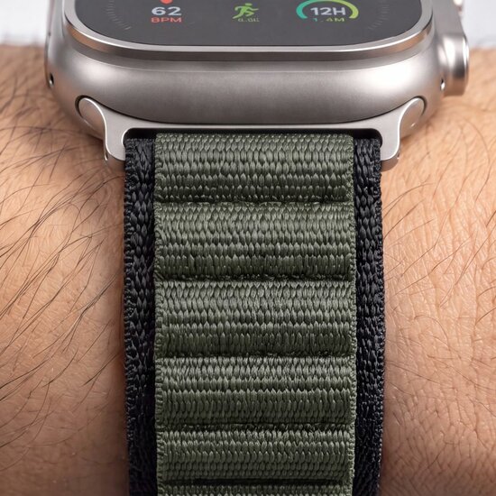 TechProtection Alpine Pro Apple Watch Ultra 49 / 46 / 45  mm bandje zwart / groen