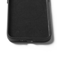 Mujjo leren MagSafe iPhone 17e / 16e hoesje zwart