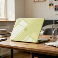 TechProtection Soft MacBook Neo 13 inch hardshell transparant