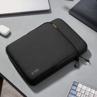 TechProtection Defender XD MacBook 15 / 16 inch sleeve laptop tas zwart