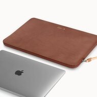 TechProtection Fleece MacBook 13 / 14 inch sleeve bruin