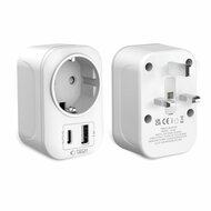 TechProtection reisstekker UK to EU met USB poorten