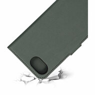 Mobiparts Classic Wallet iPhone 17e / 16e hoesje groen