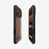 Spigen Ultra Hybrid MagSafe iPhone 17 Pro Max hoesje frost zwart / oranje