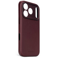 Decoded Leather backcover iPhone 17 Pro hoesje dark ruby