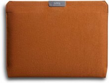 Bellroy MacBook Pro 14 inch sleeve brons