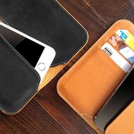 Incase Leder-Geldb&ouml;rse f&uuml;r iPhone 5/5S/5C, braun