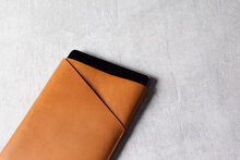 Mujjo Slim Fit H&uuml;lle f&uuml;r iPad Air, schwarz