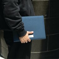 Native Union W.F.A duurzame MacBook Pro 14 inch sleeve blauw