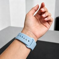 TechProtection Silicone Apple Watch 42 / 41 / 40 mm bandje lichtblauw