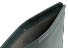 Bellroy MacBook 13 / 14 inch sleeve everglade