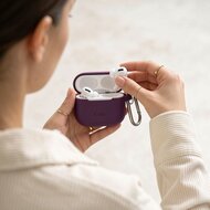 TechProtection siliconen&nbsp;AirPods 5 / AirPods 4 hoesje burgundy